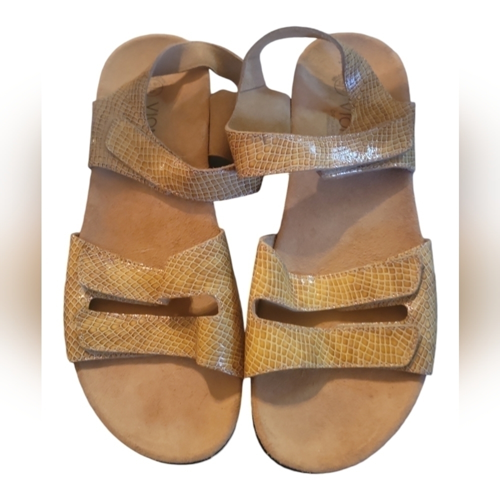 Vionic Valencia Tan Croc Embossed Loop Closure Sandals  Sz 11
